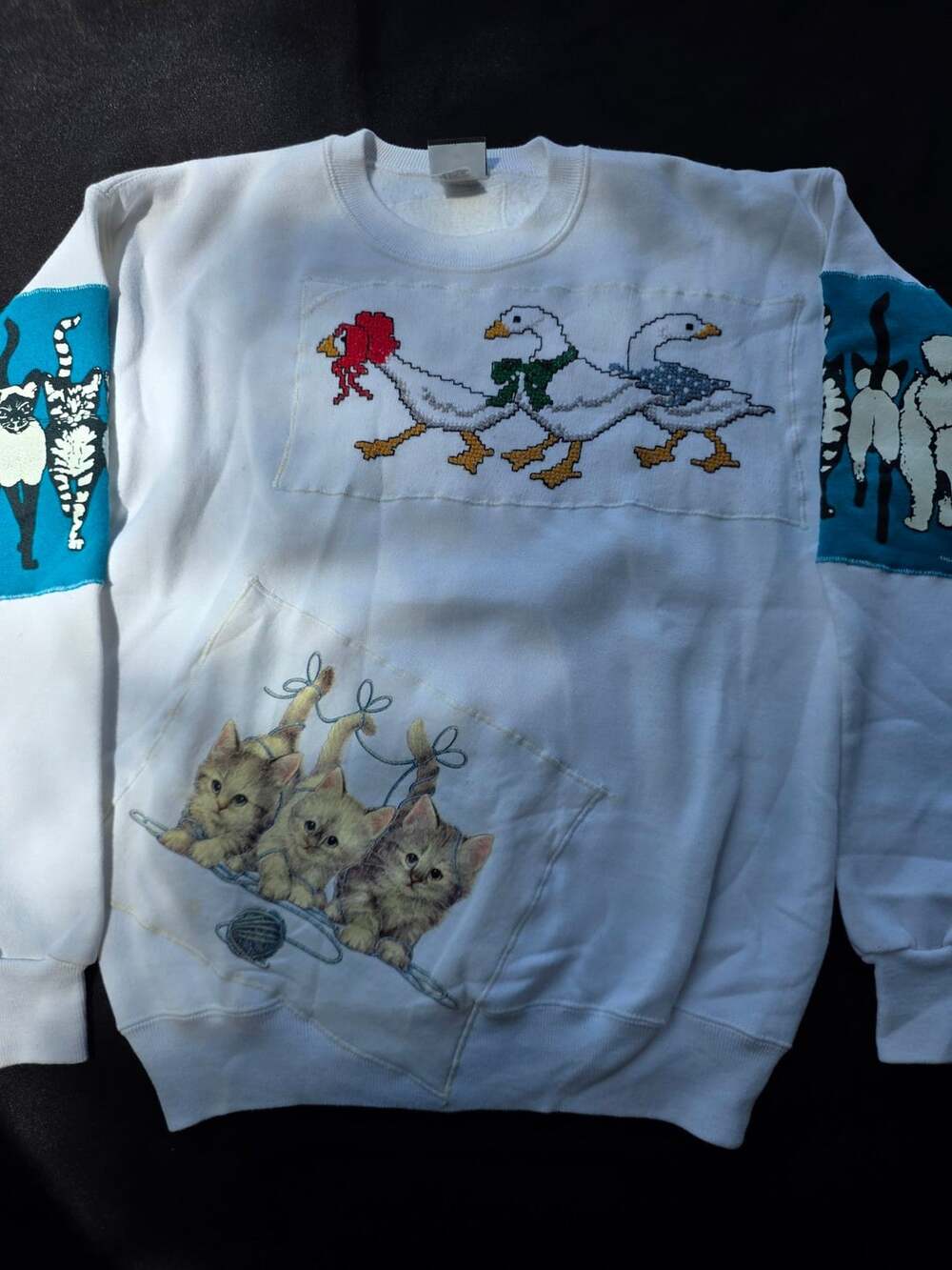 Lee Sturdy Sweats Vintage Cross-Stitch Animal Sweatshirt